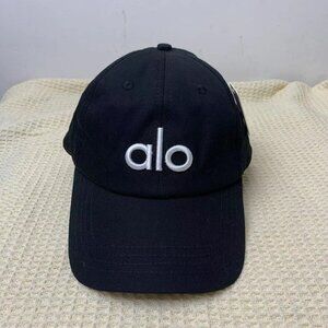 🆕ALO Yoga OFF-DUTY CAP black hat with white logo